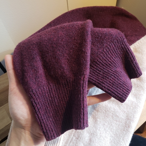 J Crew 100% Lambs Wool Sweater (M) - Picture 3 of 6